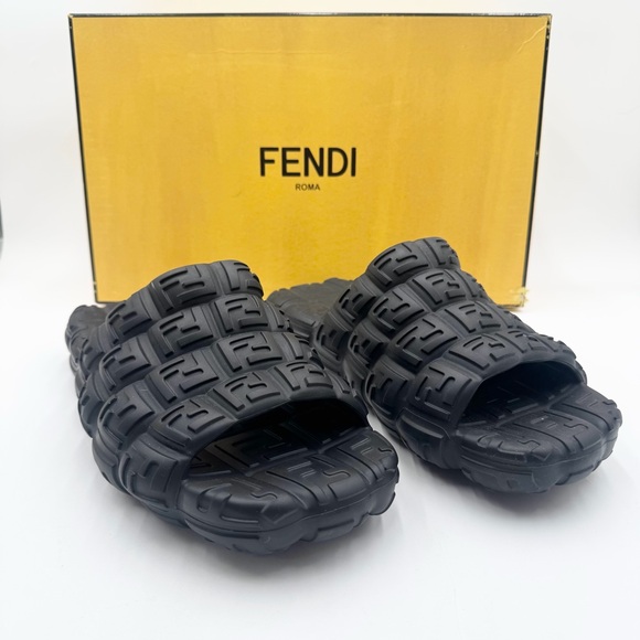 Fendi Other - Fendi Black Logo Embossed Rubber Cloud Slides Size - 7